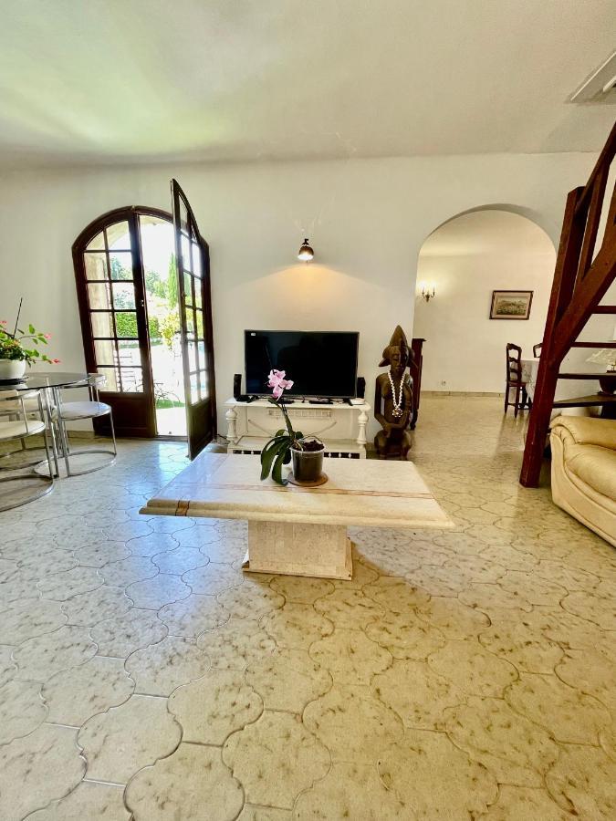 Maison En Provence Avec Piscine ル・ボーセ エクステリア 写真